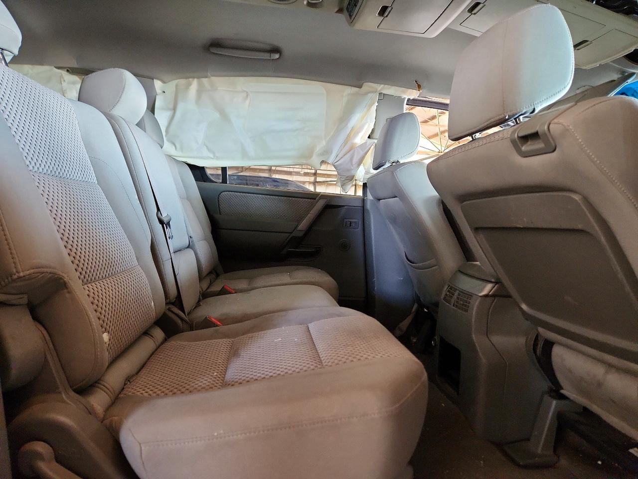 Nissan Armada Se