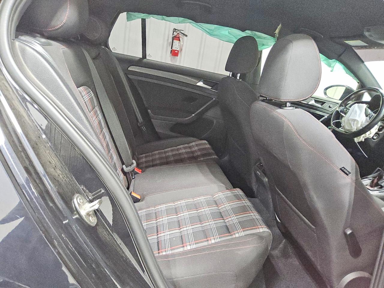 Volkswagen GTI S