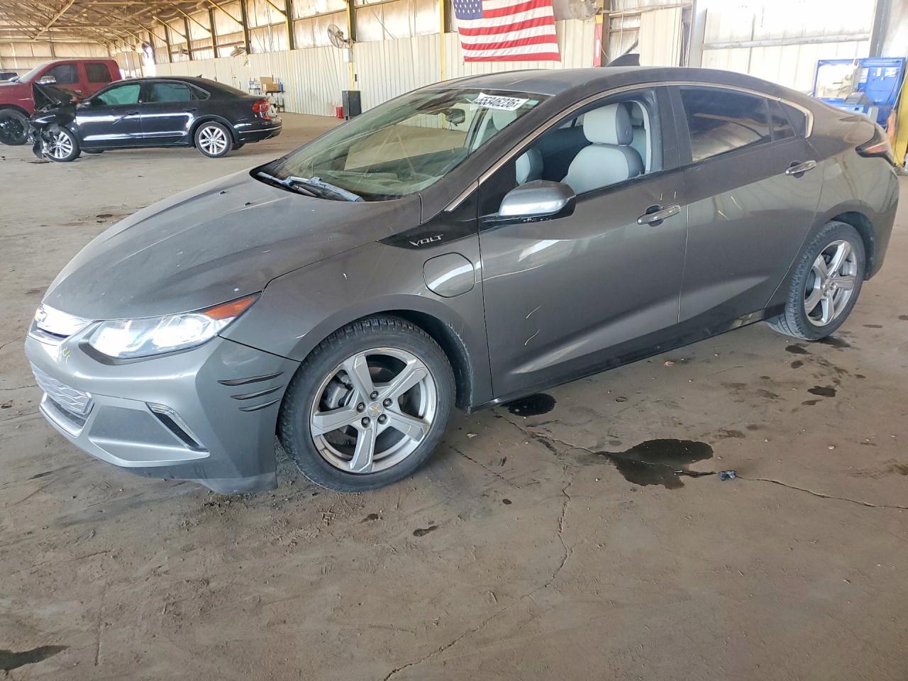 Salvage Chevrolet Volt Image