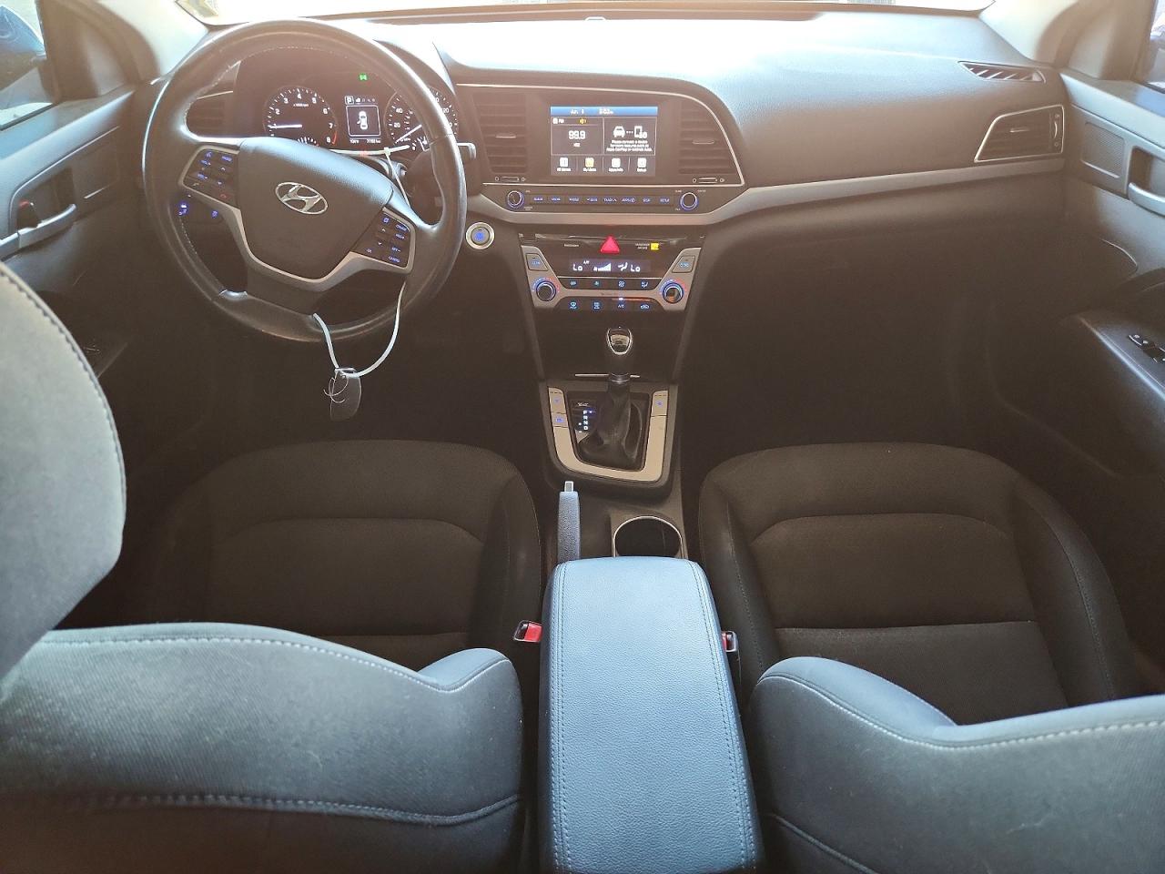 Hyundai ELANTRA Value Edition