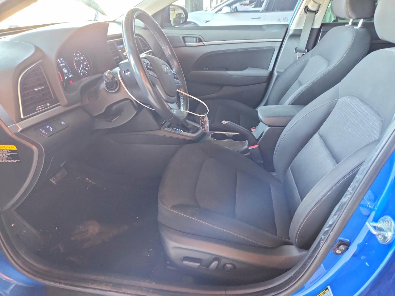 Hyundai ELANTRA Value Edition
