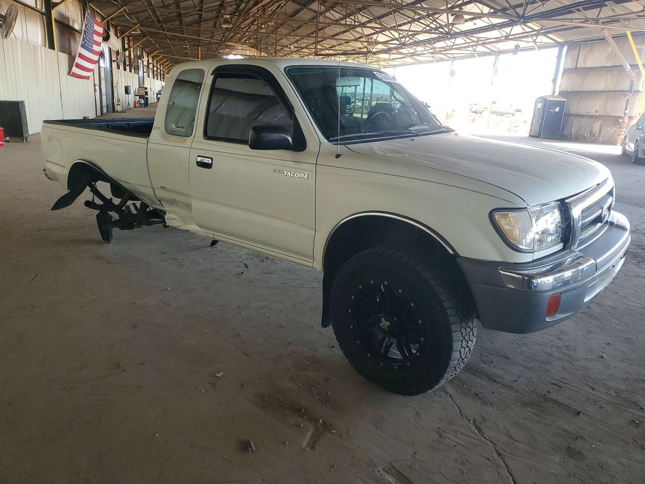 Toyota Tacoma Xtracab