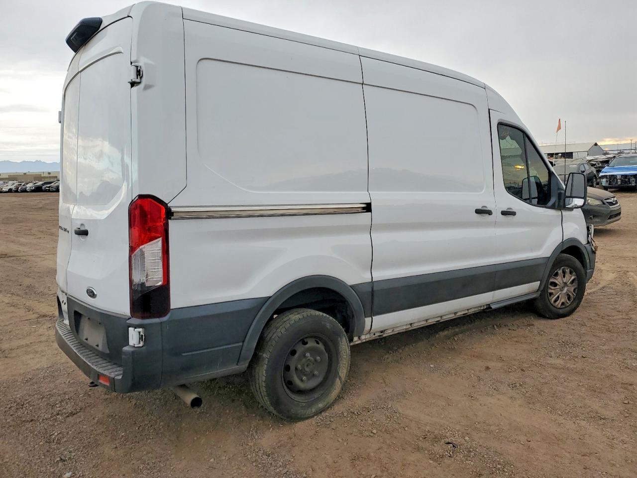 Ford Transit T-250