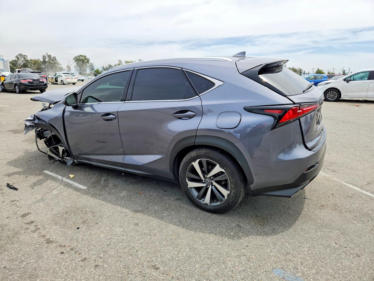Lexus NX Base