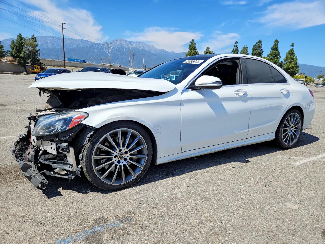 Salvage Mercedes-Benz C-Class Image