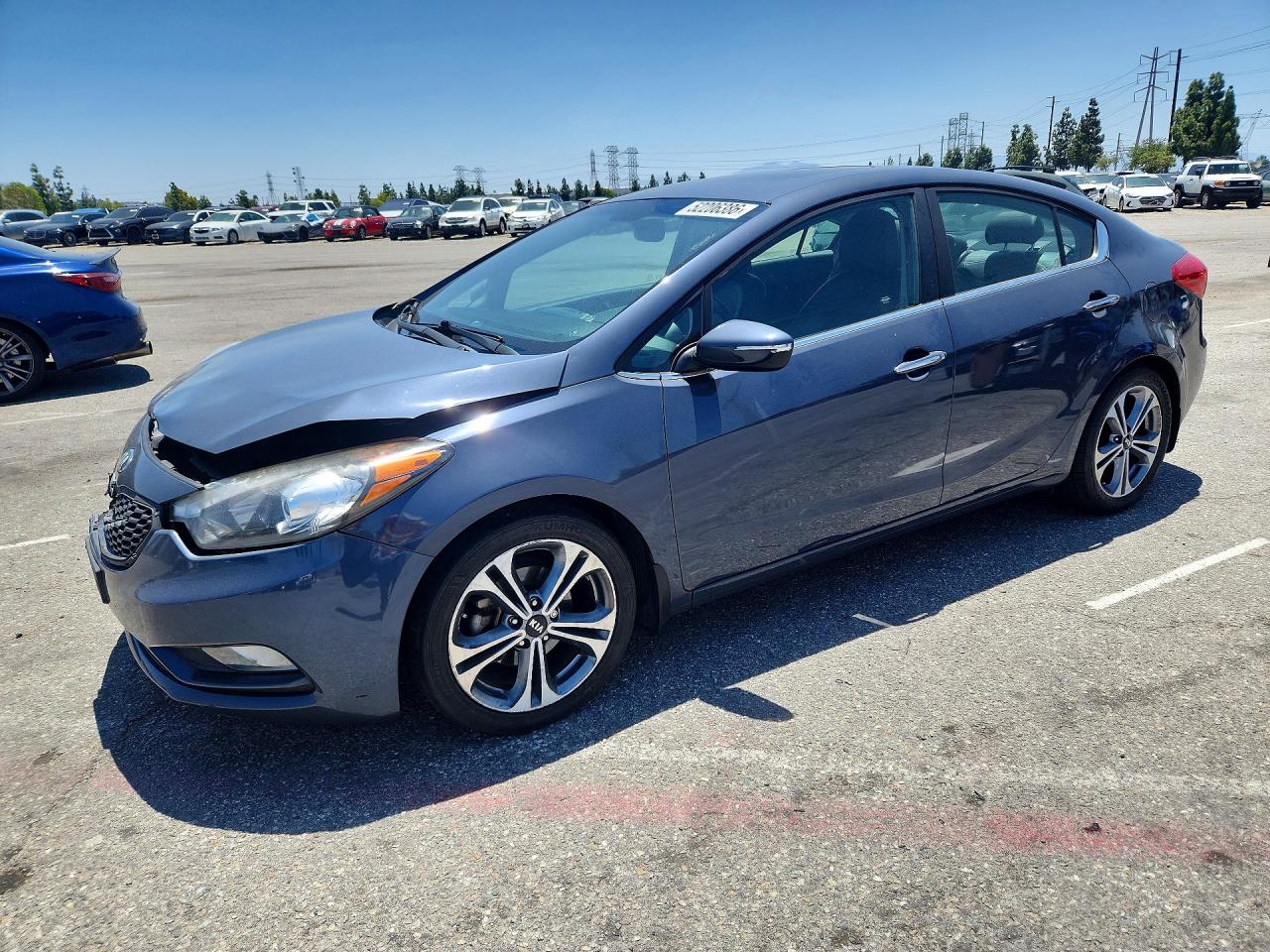 Salvage Kia Forte Image