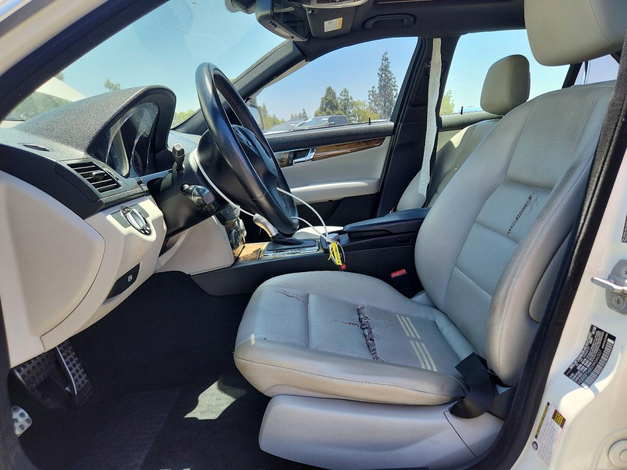Mercedes-Benz C-Class 350