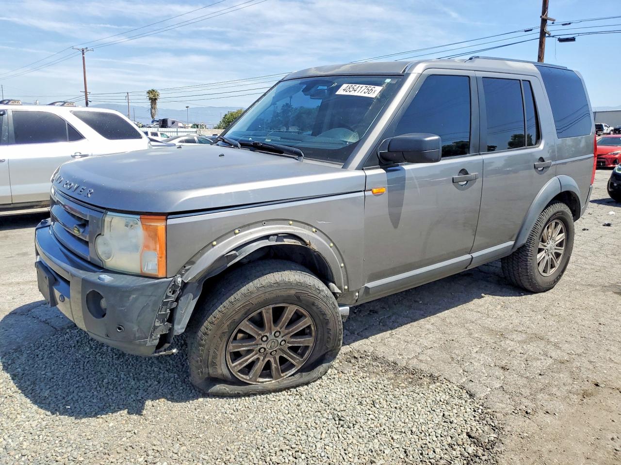 Salvage Land Rover LR3 Image
