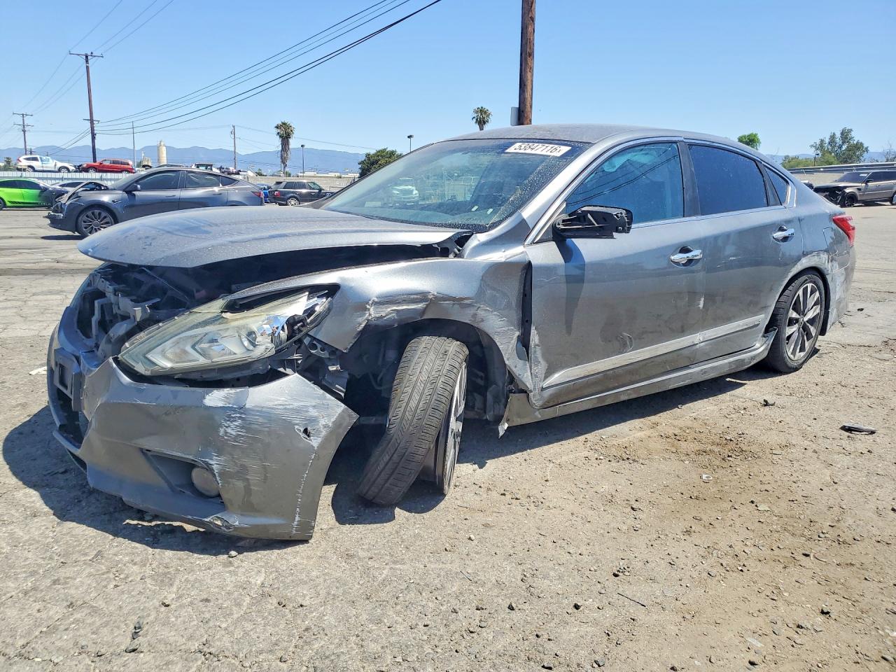 Salvage Nissan Altima Image