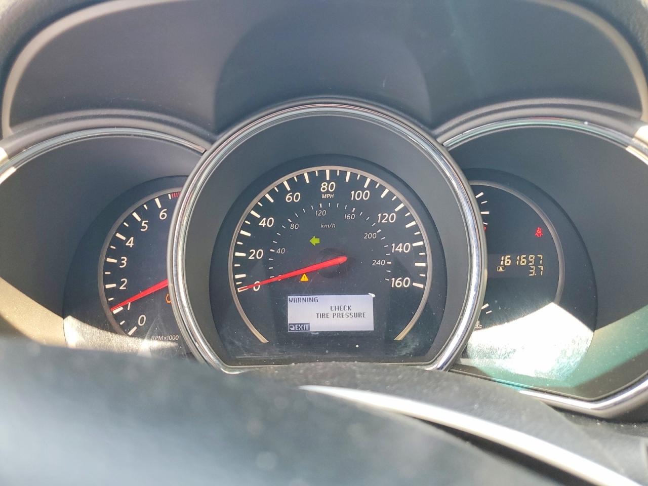 Nissan Murano S