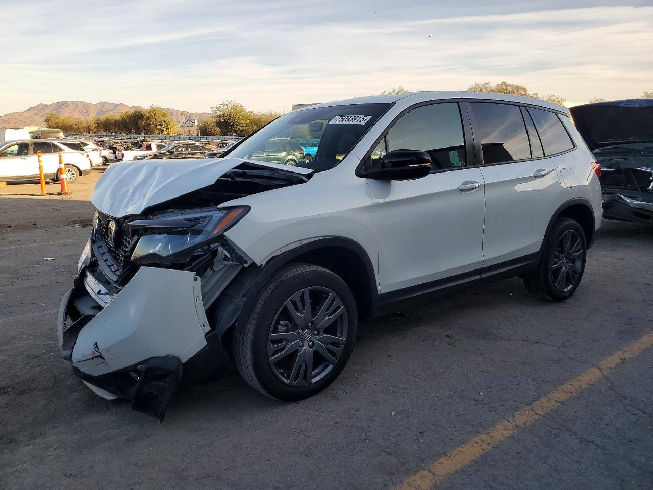 Salvage Honda Passport Image