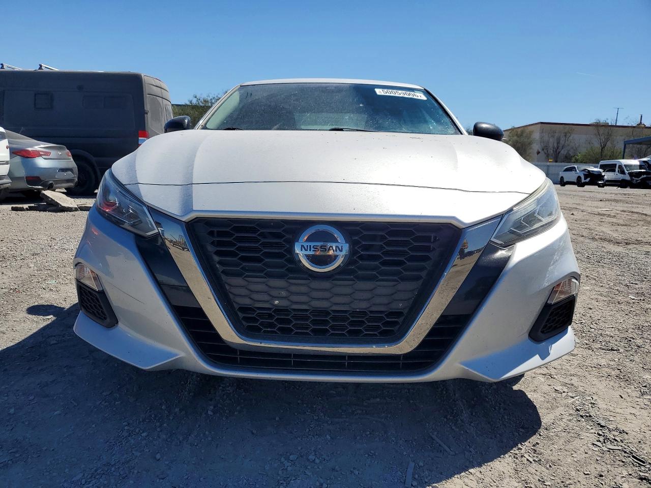 Nissan Altima Sr