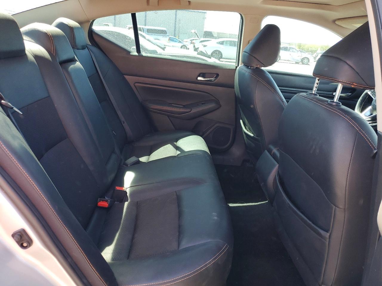 Nissan Altima Sr