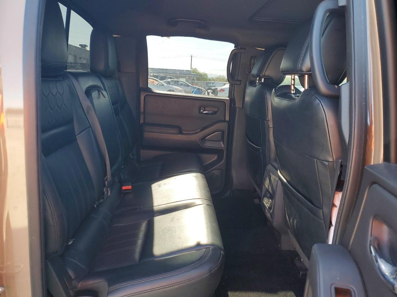 Nissan Frontier Pro-x