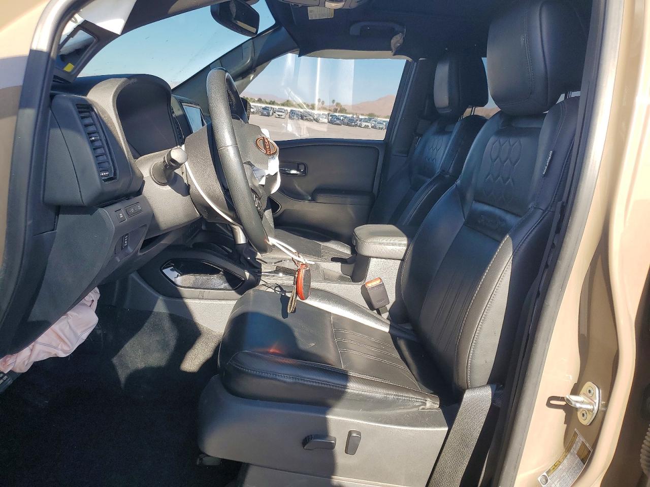 Nissan Frontier Pro-x