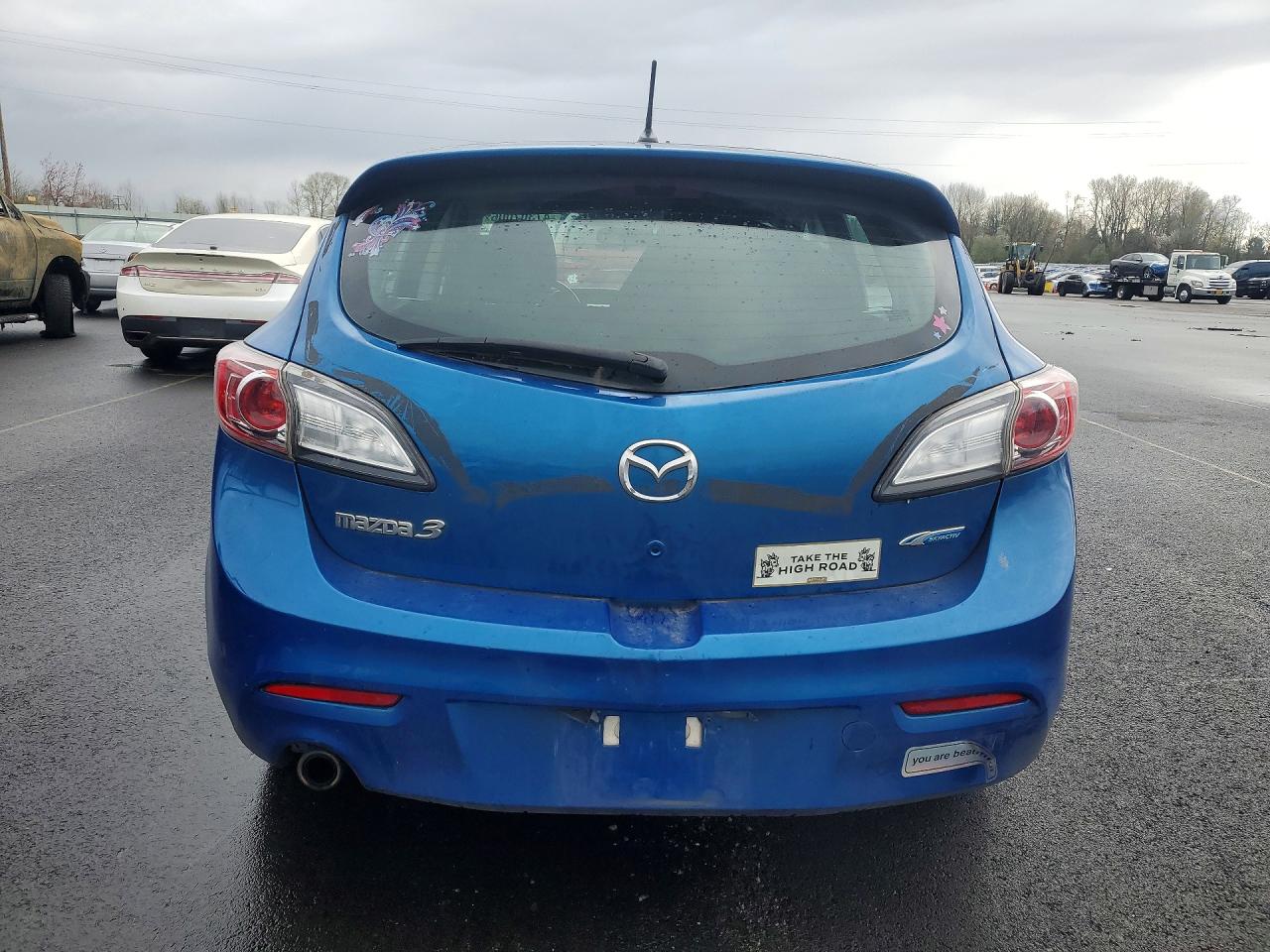 Mazda 3 I