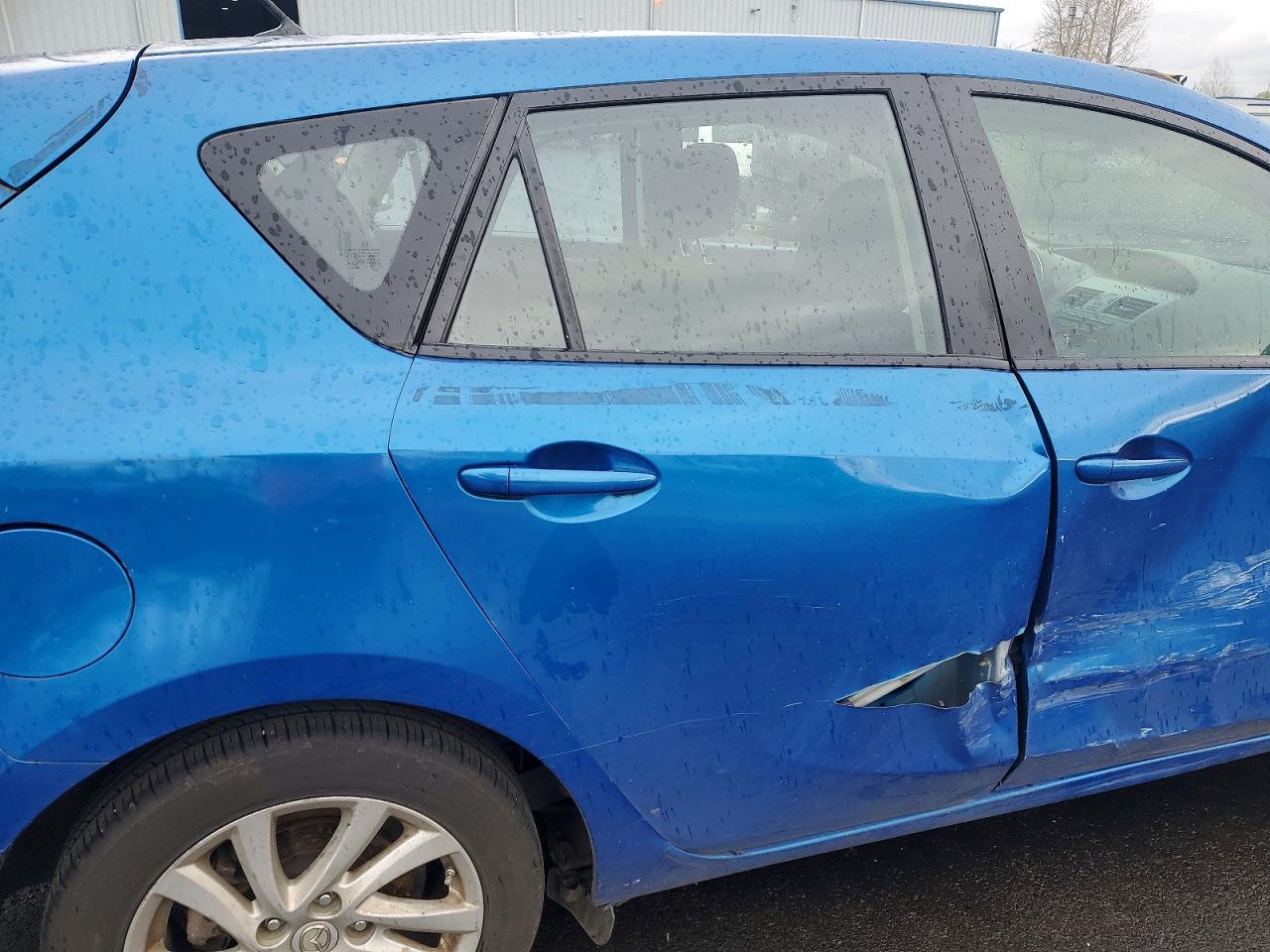 Mazda 3 I