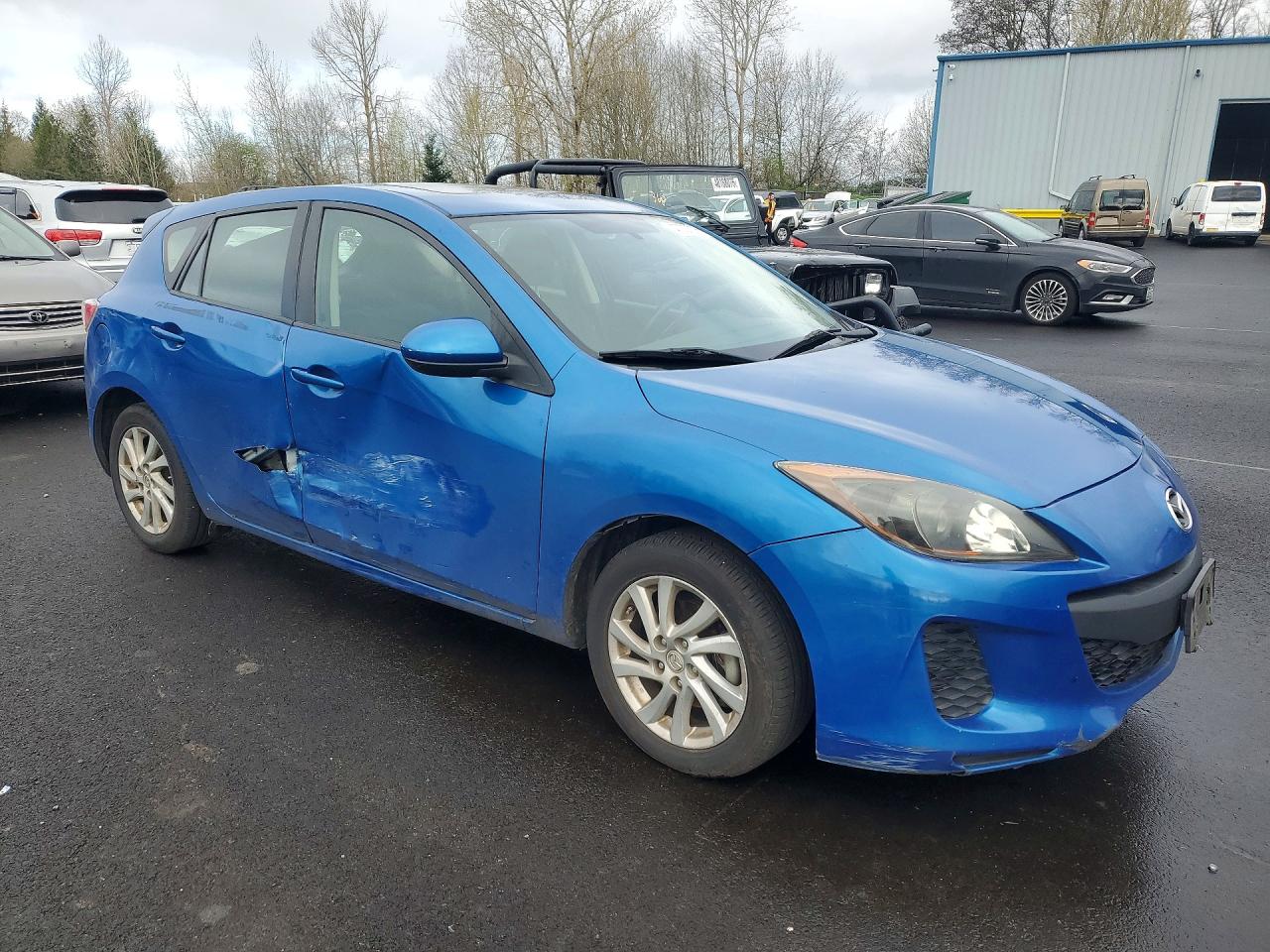 Mazda 3 I