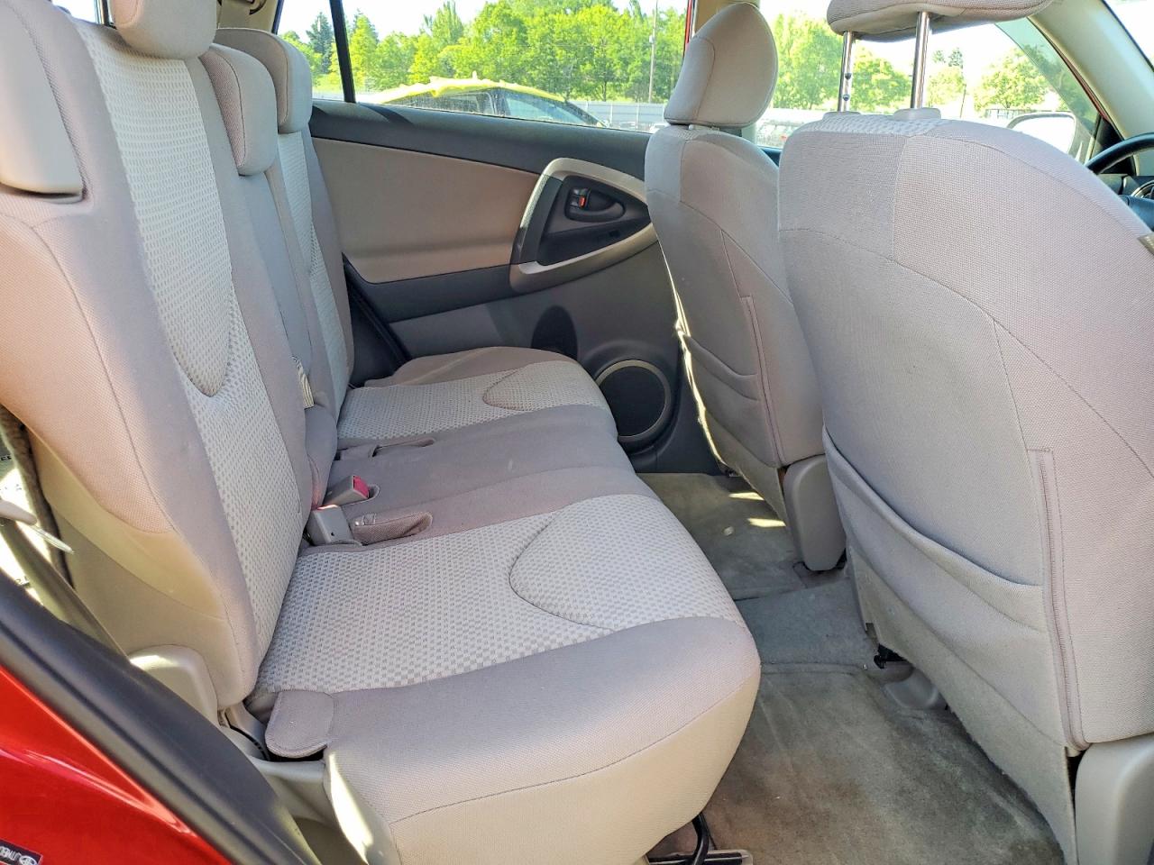 Toyota RAV4 Base