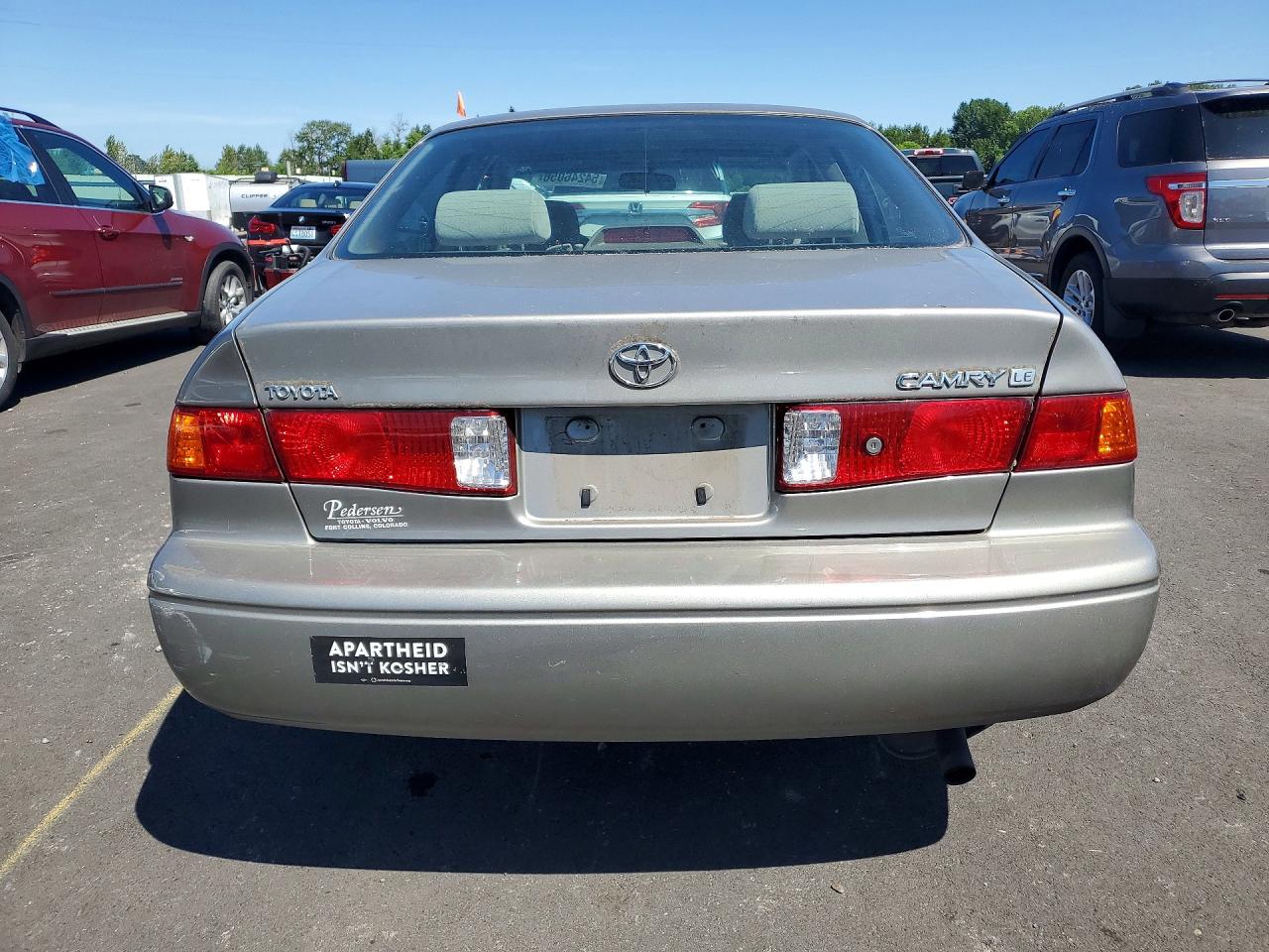 Toyota Camry Le