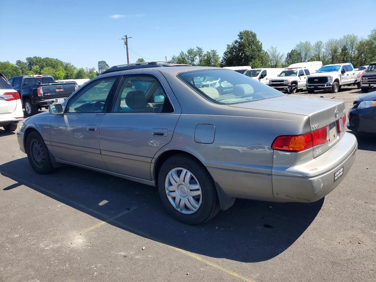 Toyota Camry Le