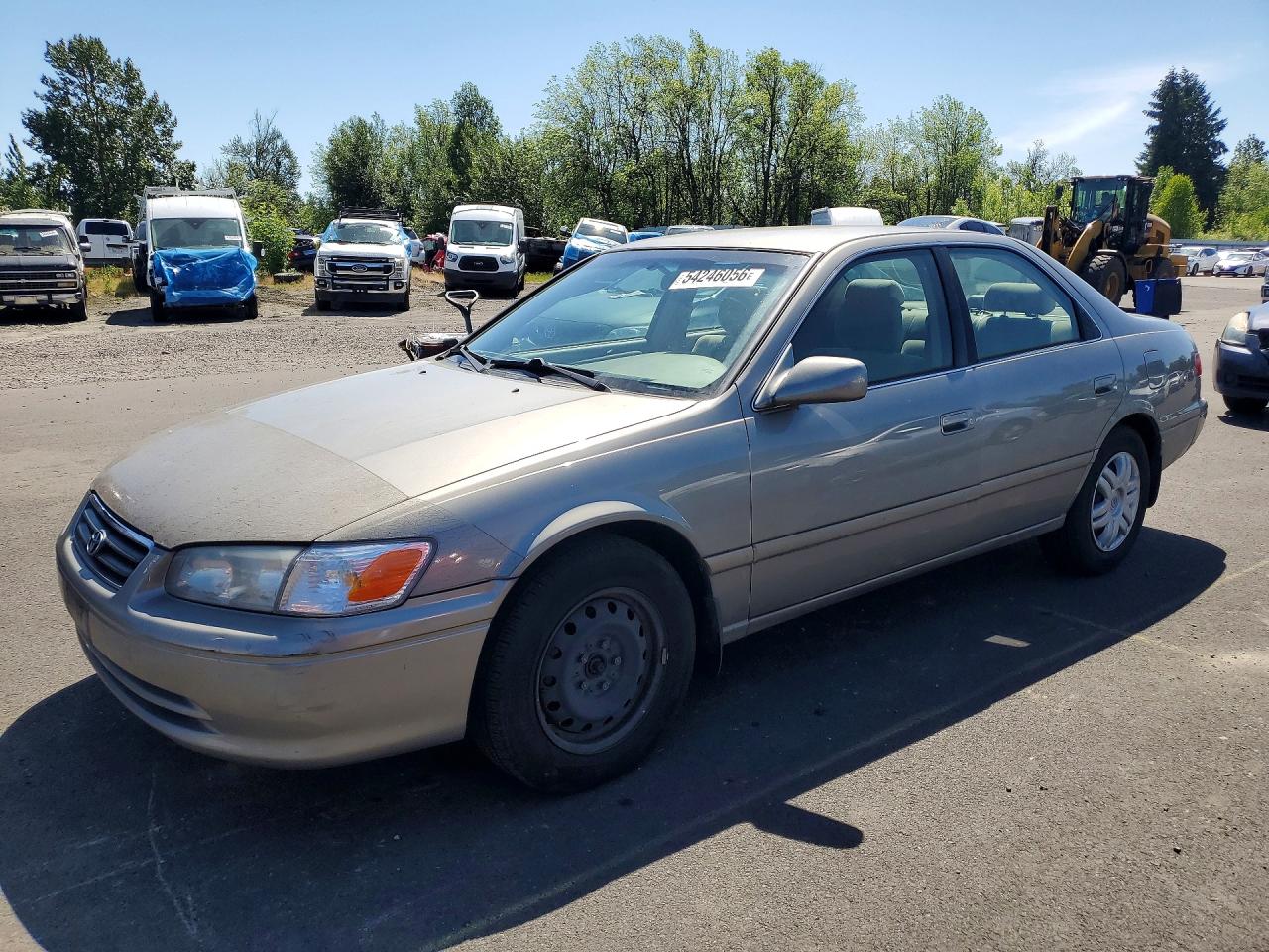 Salvage Toyota Camry Image