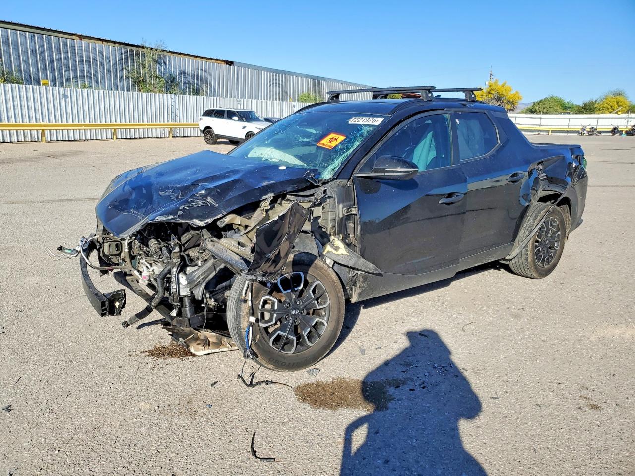 Salvage Hyundai SANTA CRUZ Image