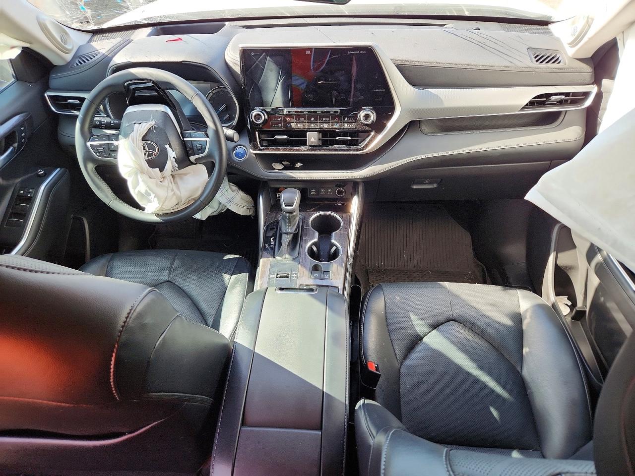 Toyota Highlander Hybrid Platinum