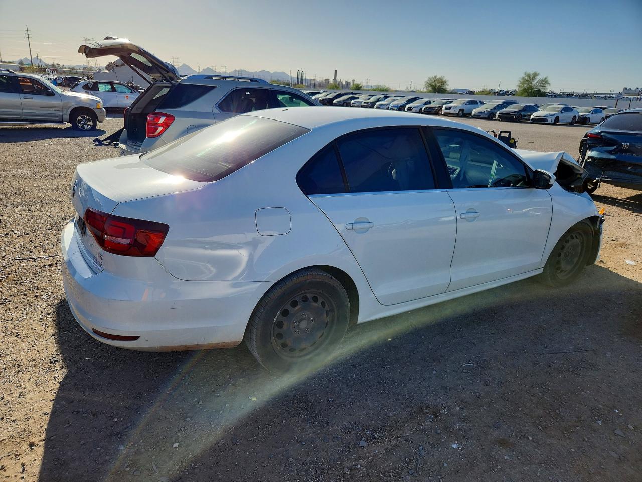 Volkswagen Jetta S
