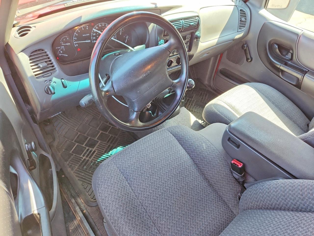 Ford Ranger Super Cab