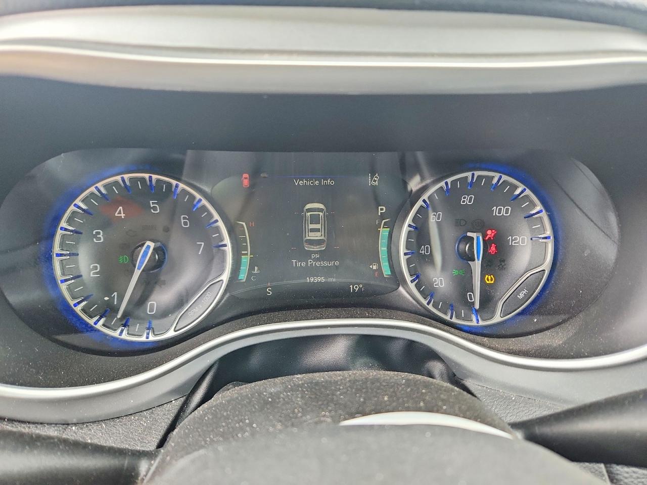 Chrysler Pacifica Touring L
