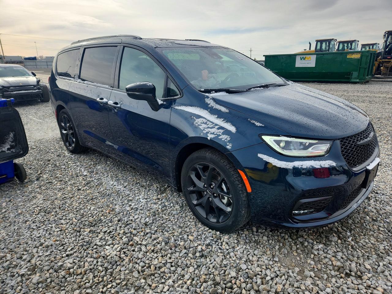 Chrysler Pacifica Touring L