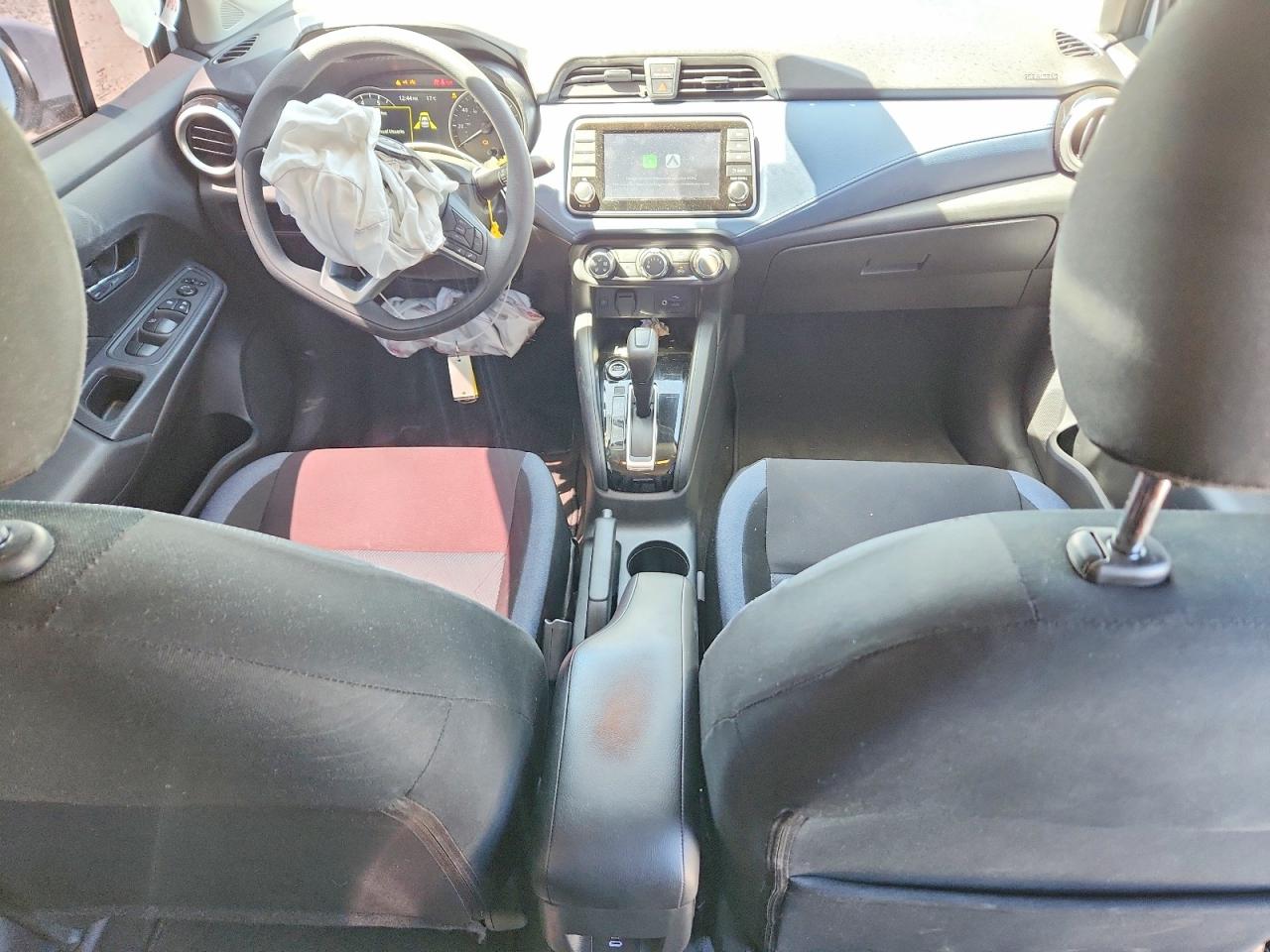 Nissan Versa Sv