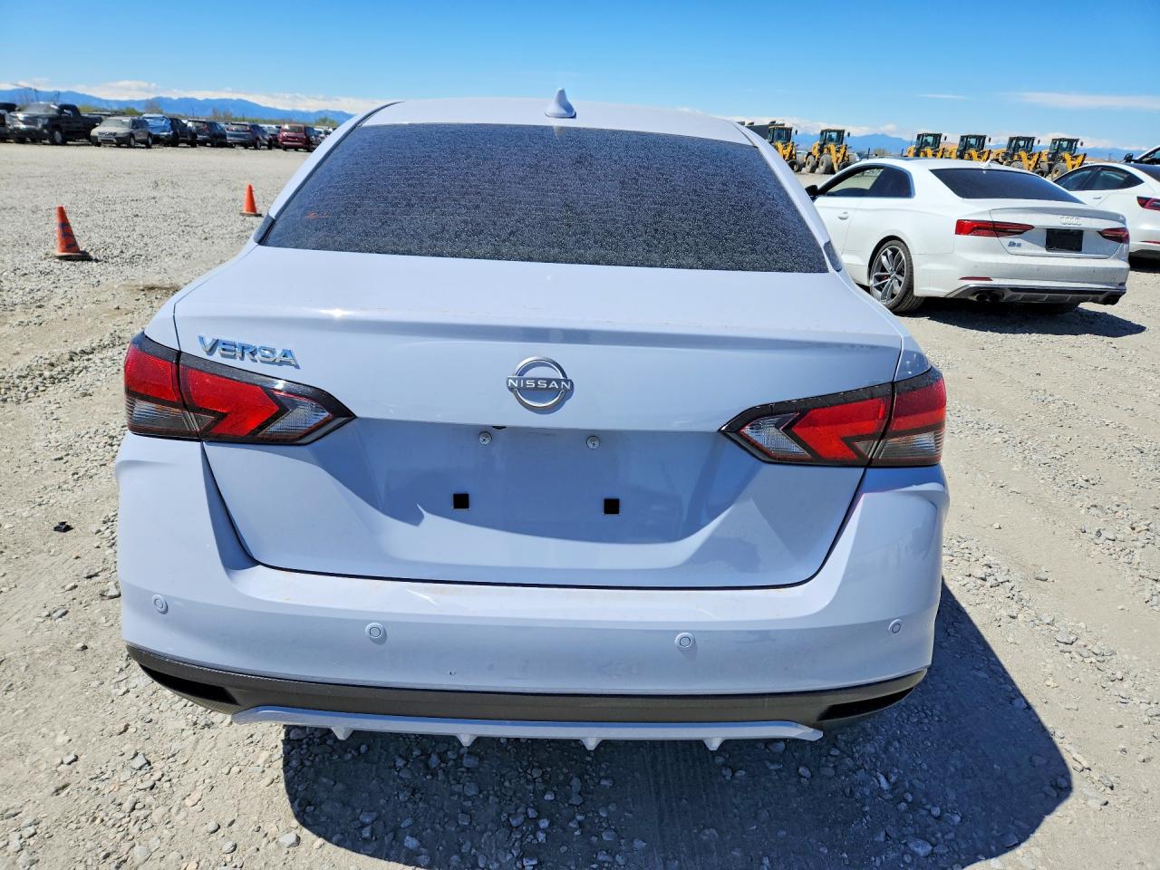 Nissan Versa Sv