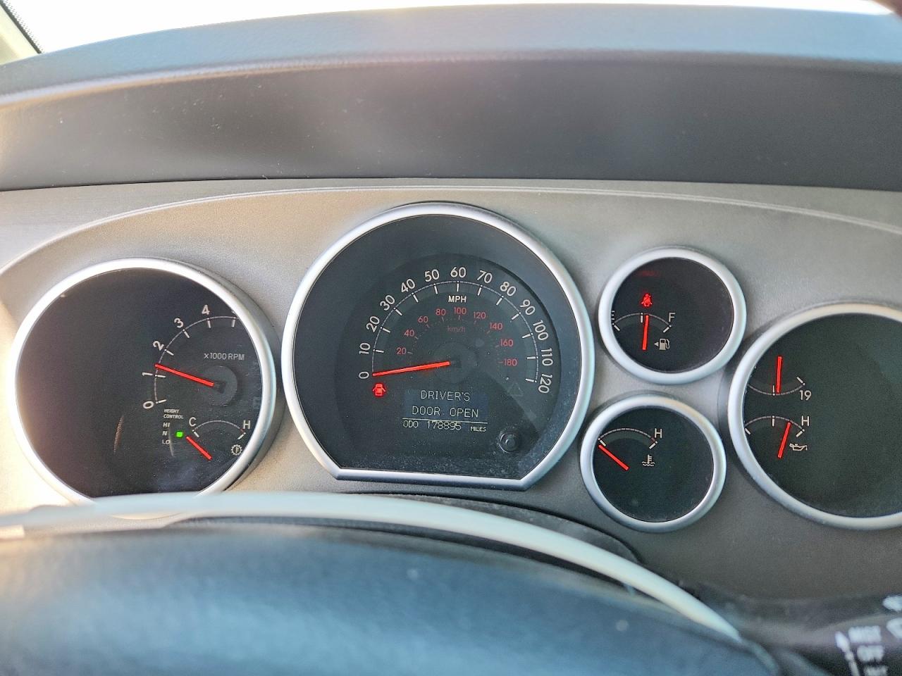 Toyota Sequoia Platinum