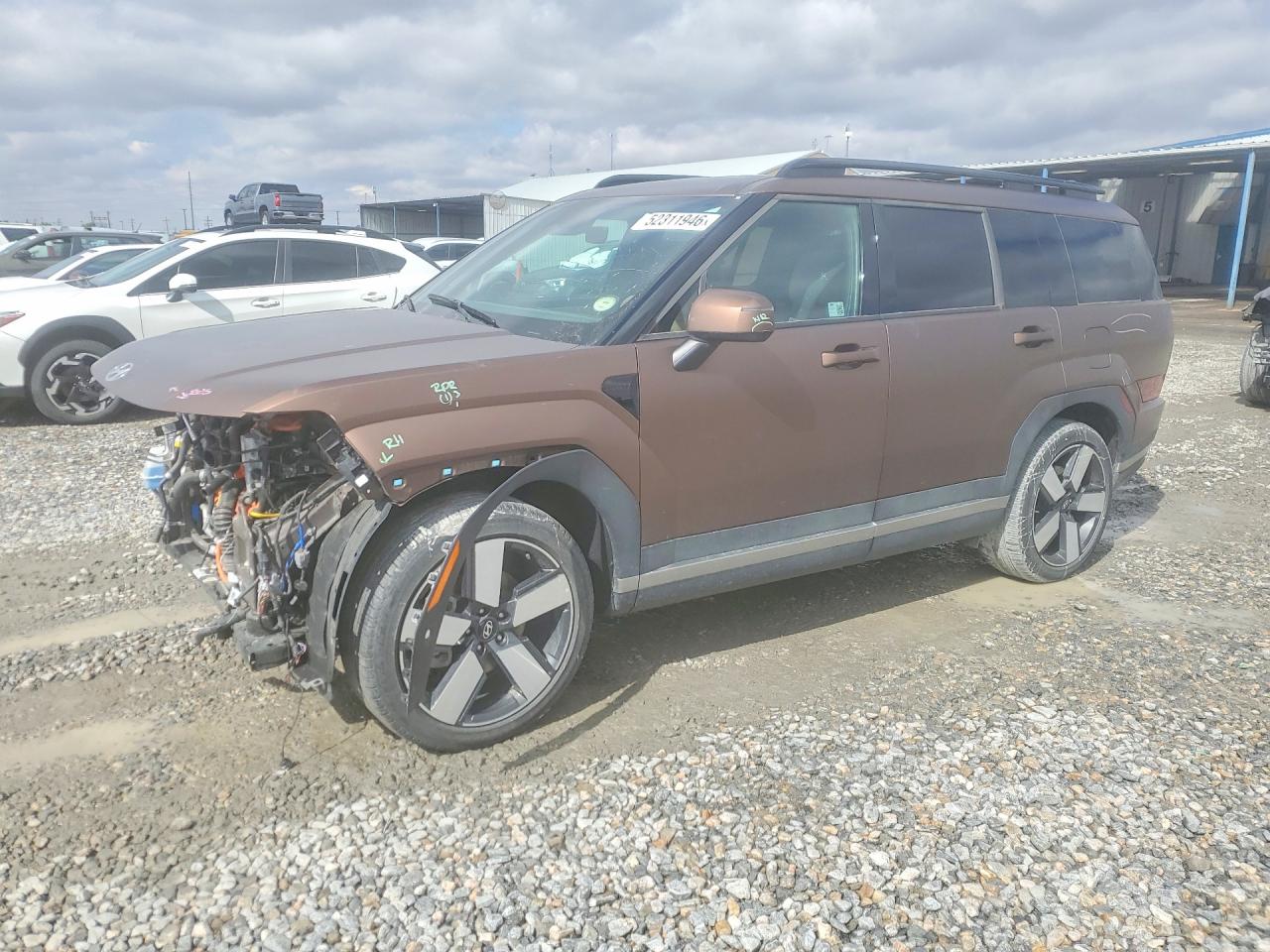 Salvage Hyundai SANTA FE Image