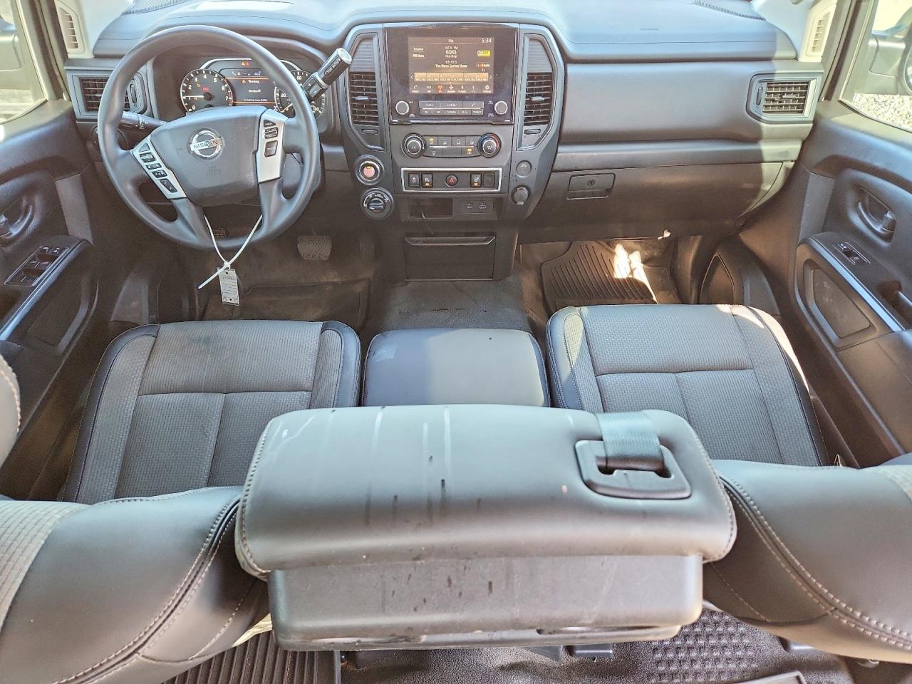 Nissan Titan S