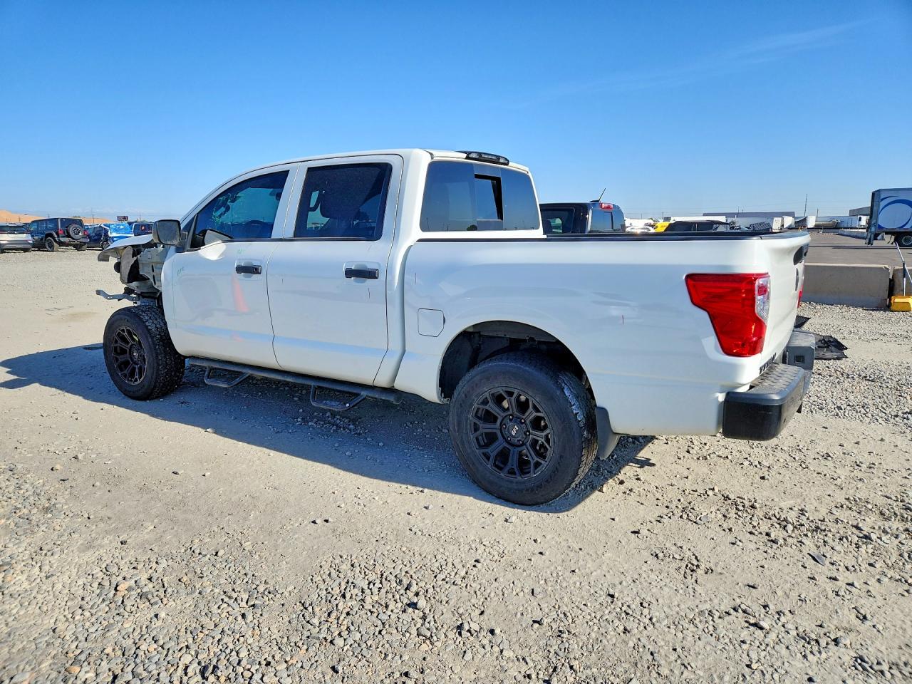 Nissan Titan S