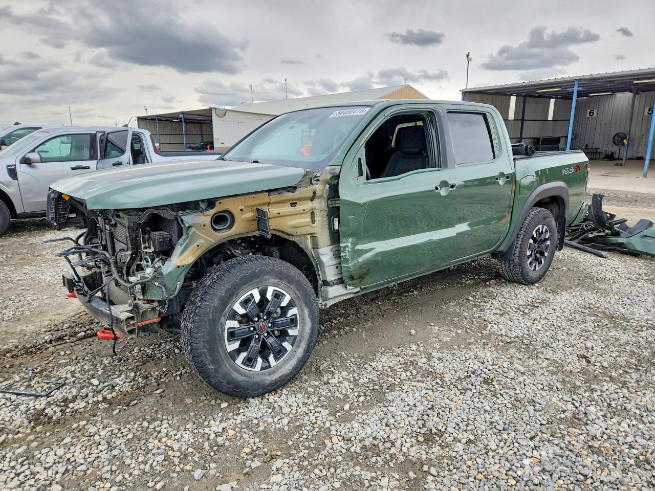 Salvage Nissan Frontier Image