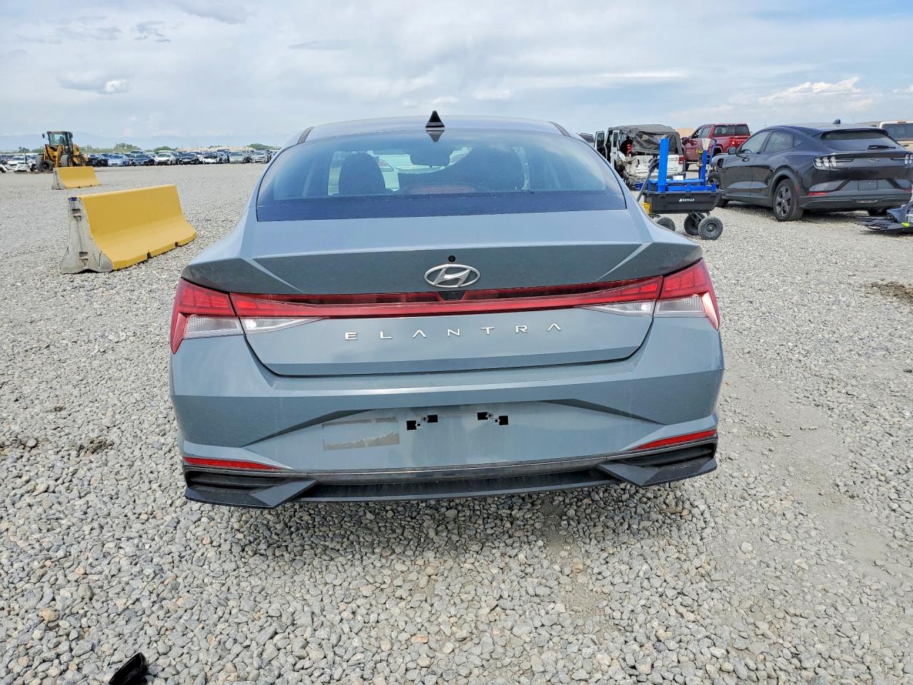 Hyundai ELANTRA Sel
