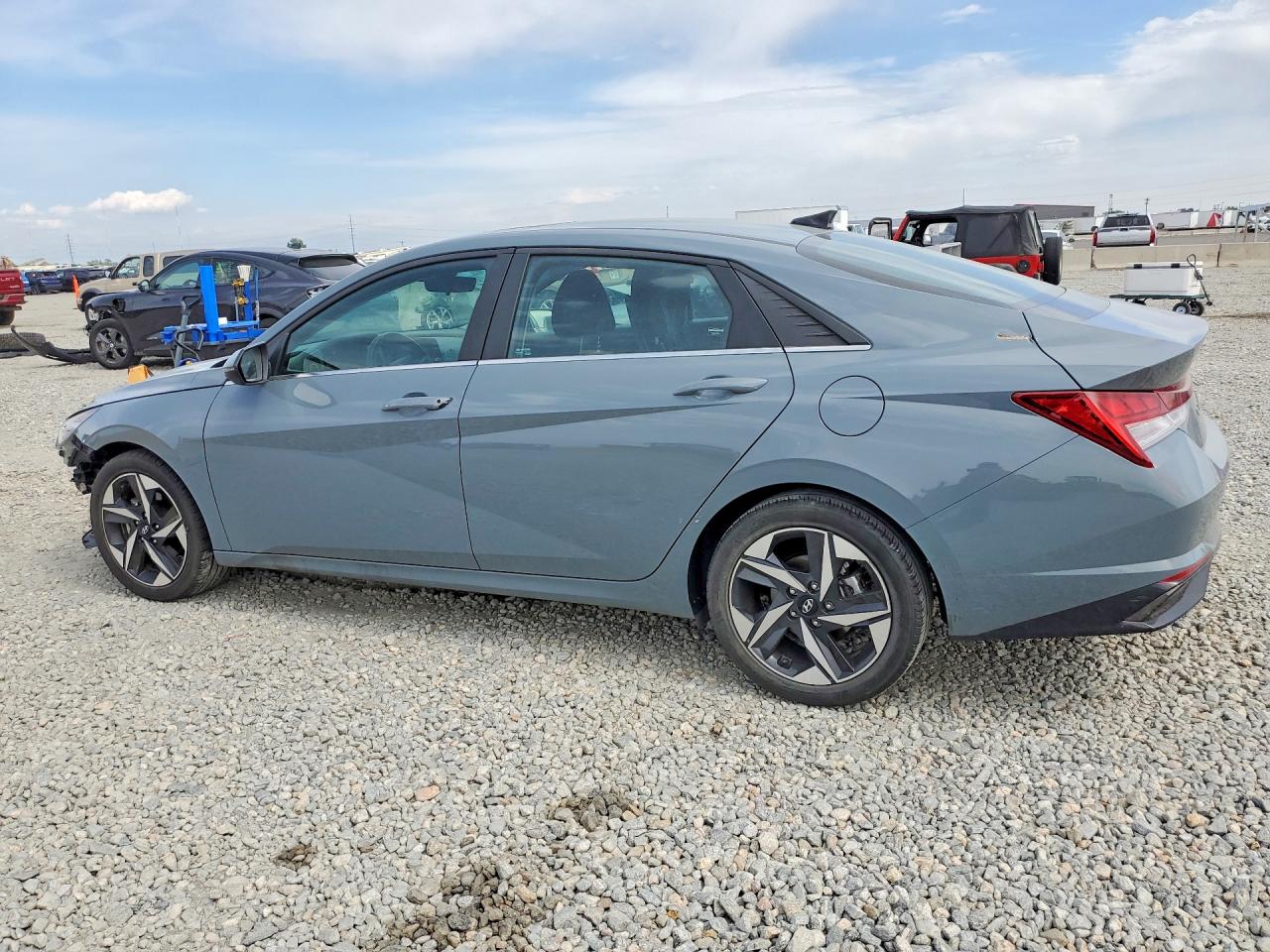 Hyundai ELANTRA Sel