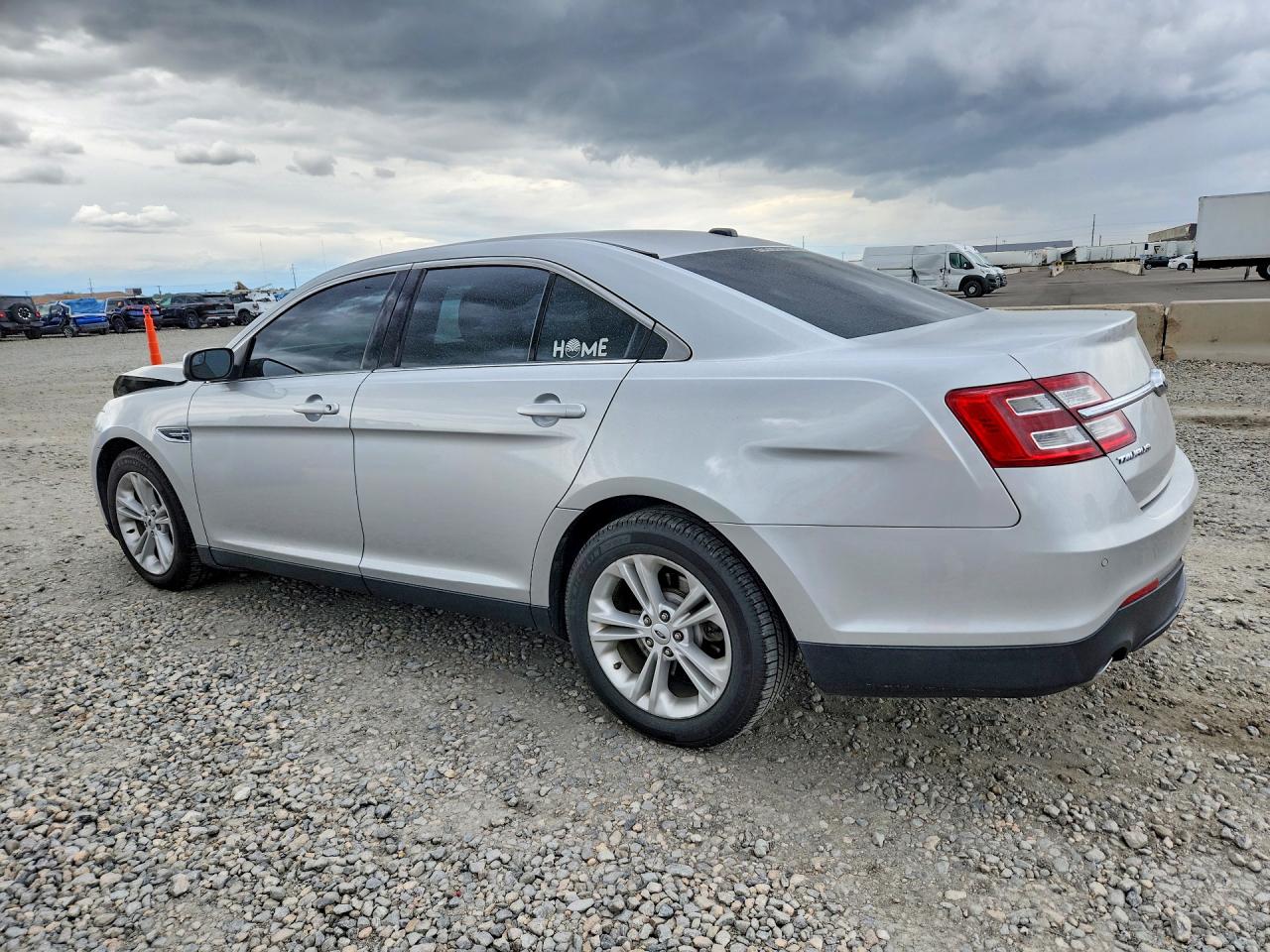 Ford Taurus Sel