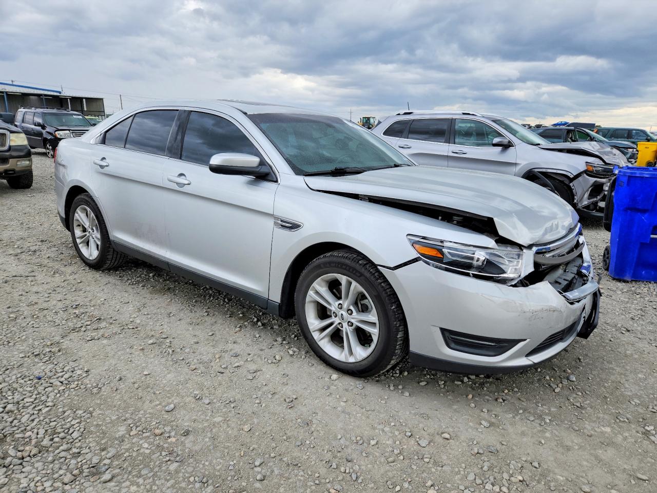 Ford Taurus Sel