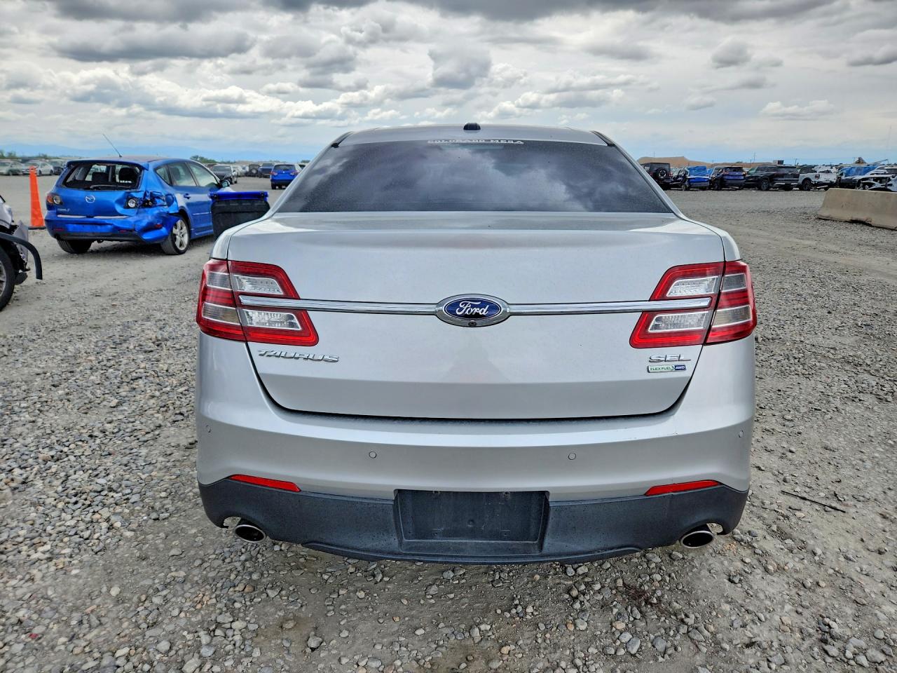 Ford Taurus Sel