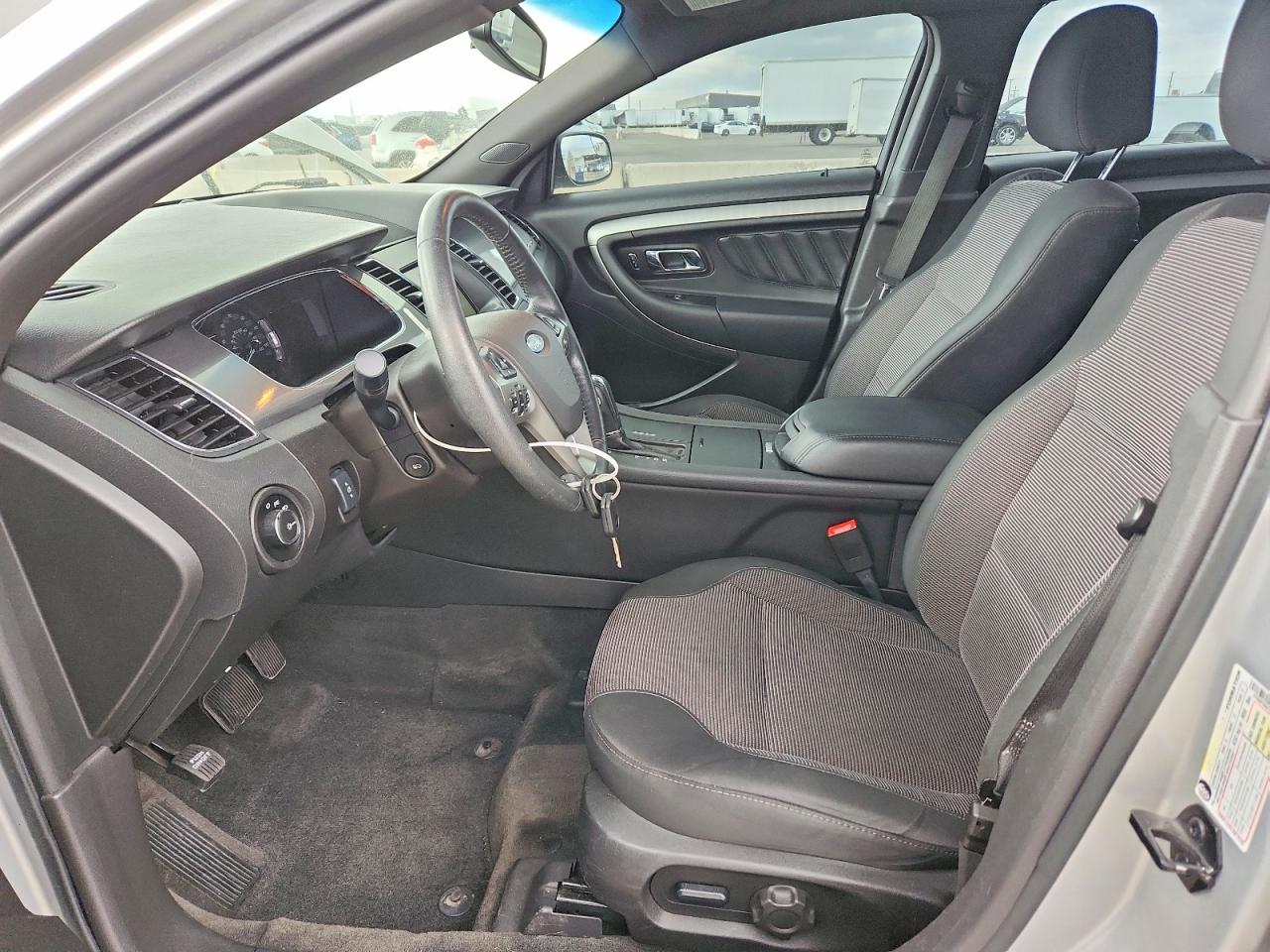 Ford Taurus Sel