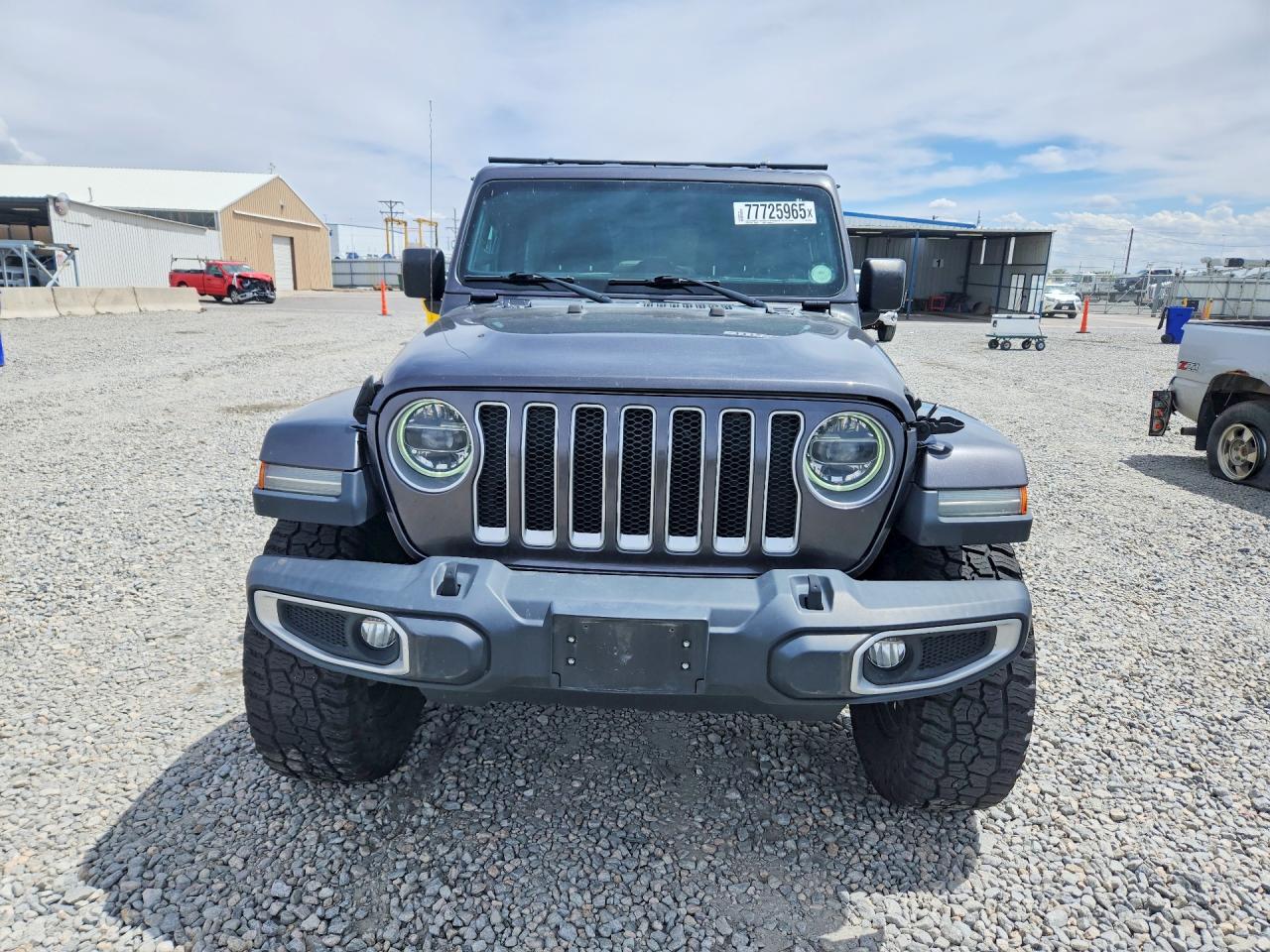 Jeep Wrangler Sahara
