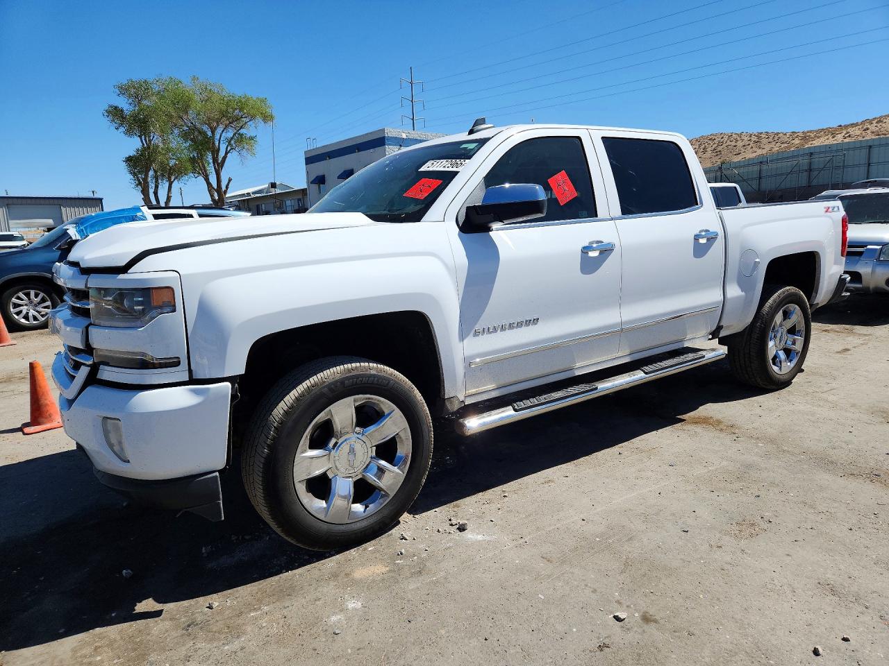 Salvage Chevrolet Silverado Image