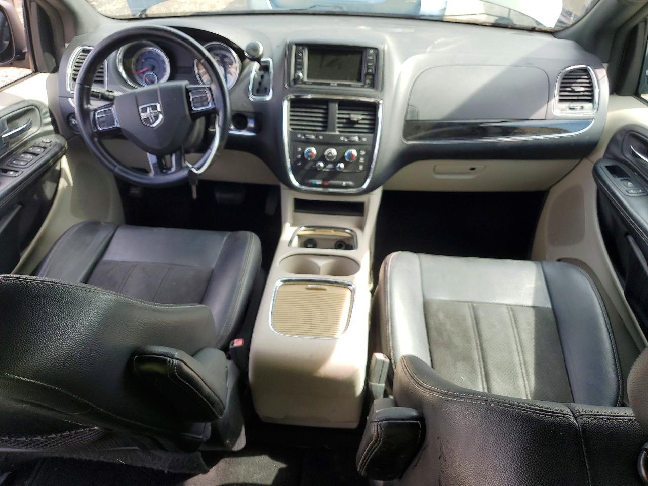 Dodge Caravan Sxt