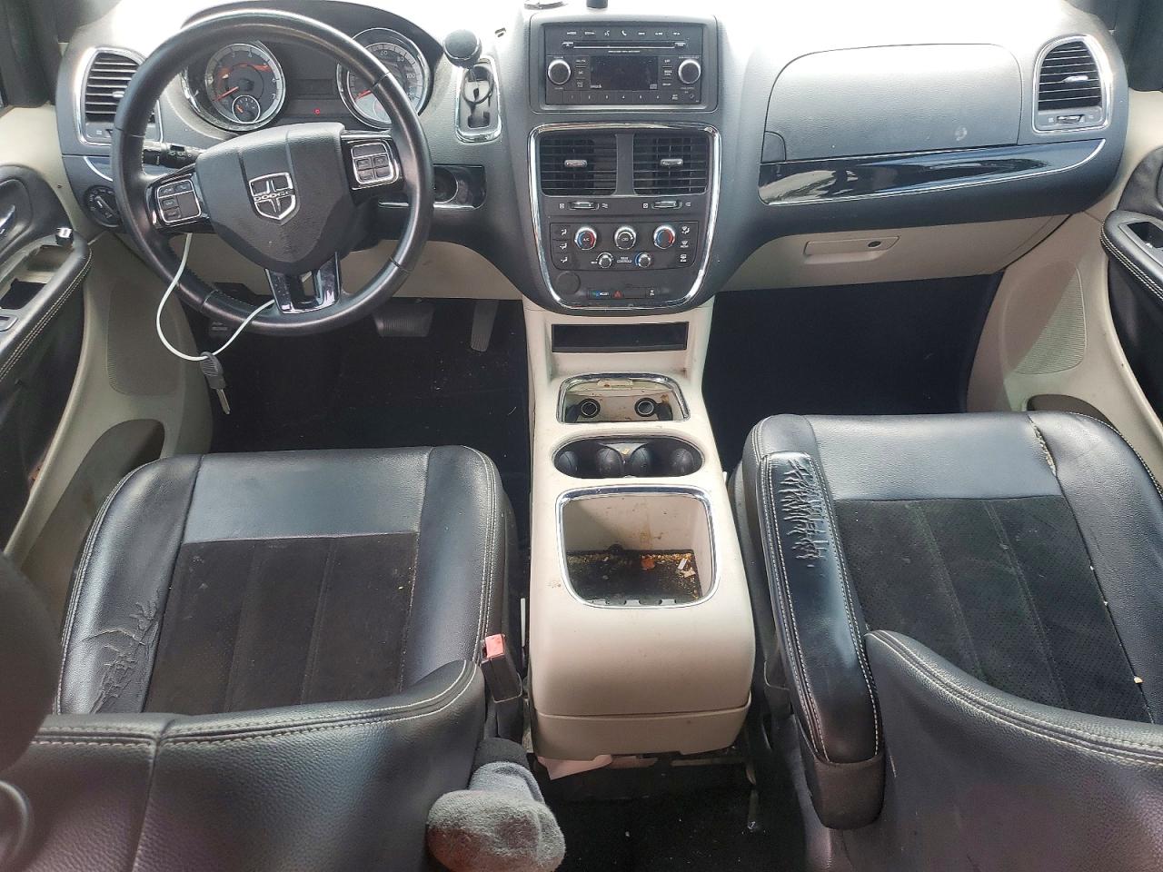 Dodge Caravan Sxt