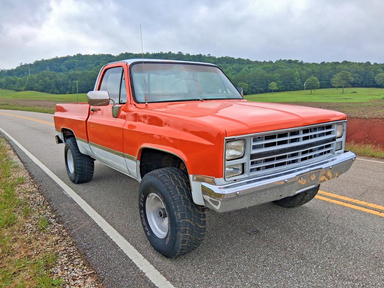 Salvage GMC C K R1500 Image